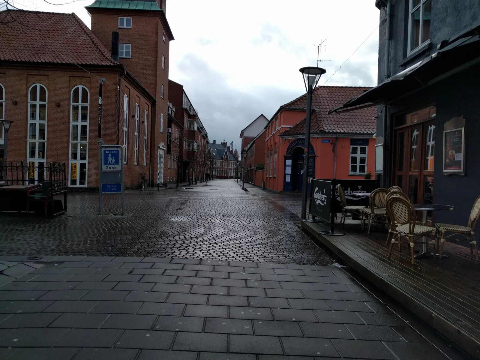 Mapillary-foto nær Momo