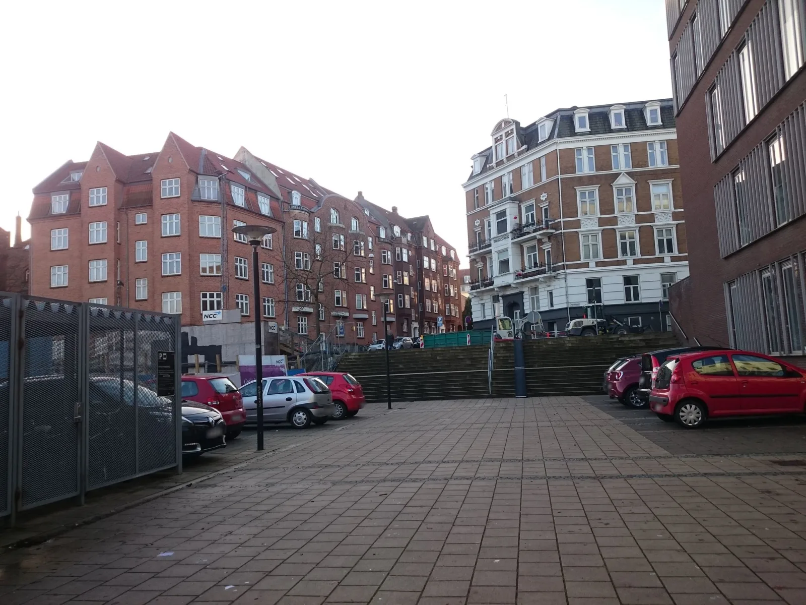 Mapillary-Foto in der Nähe von Mör