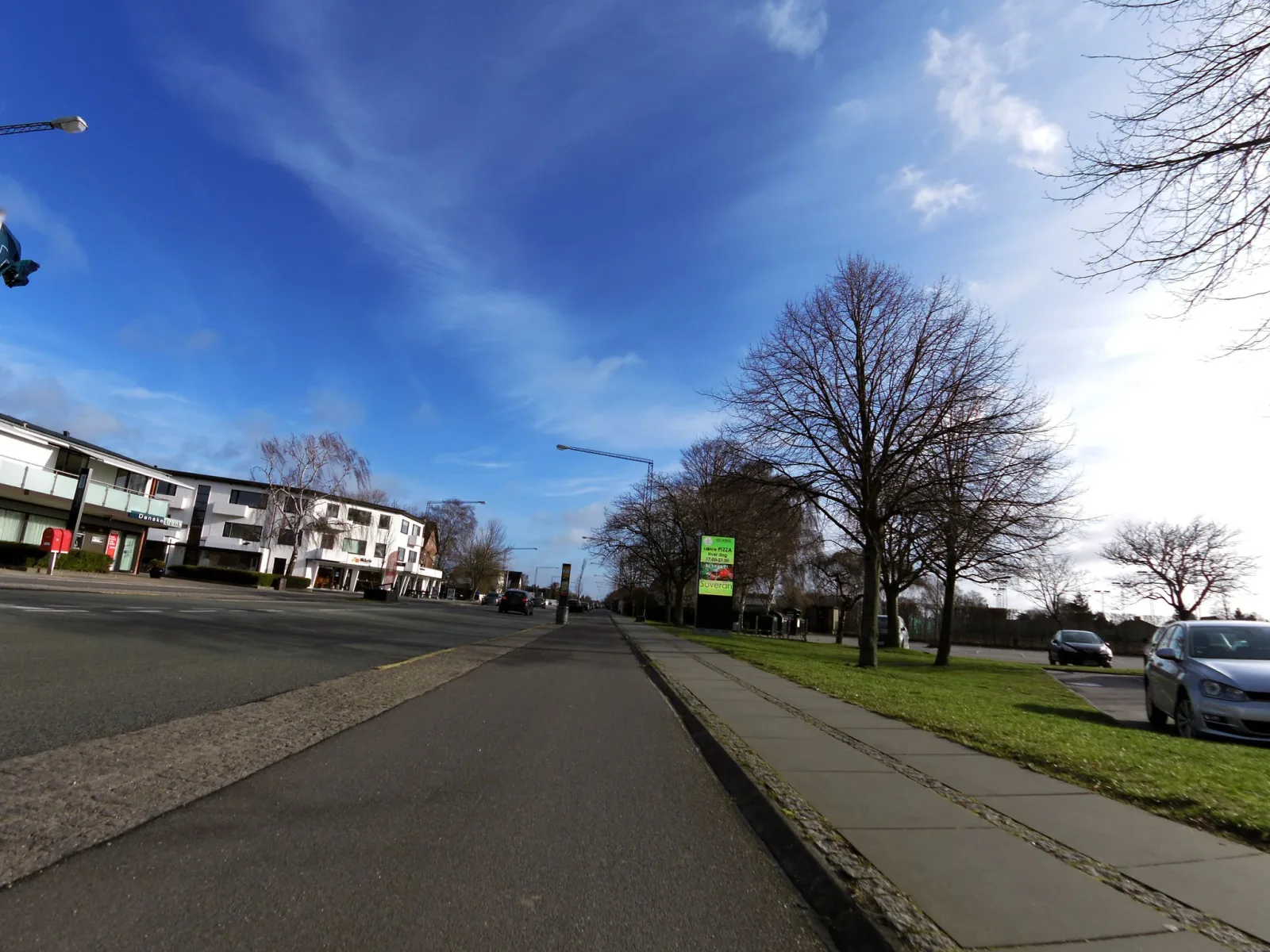 Mapillary-Foto in der Nähe von Mr. Mums