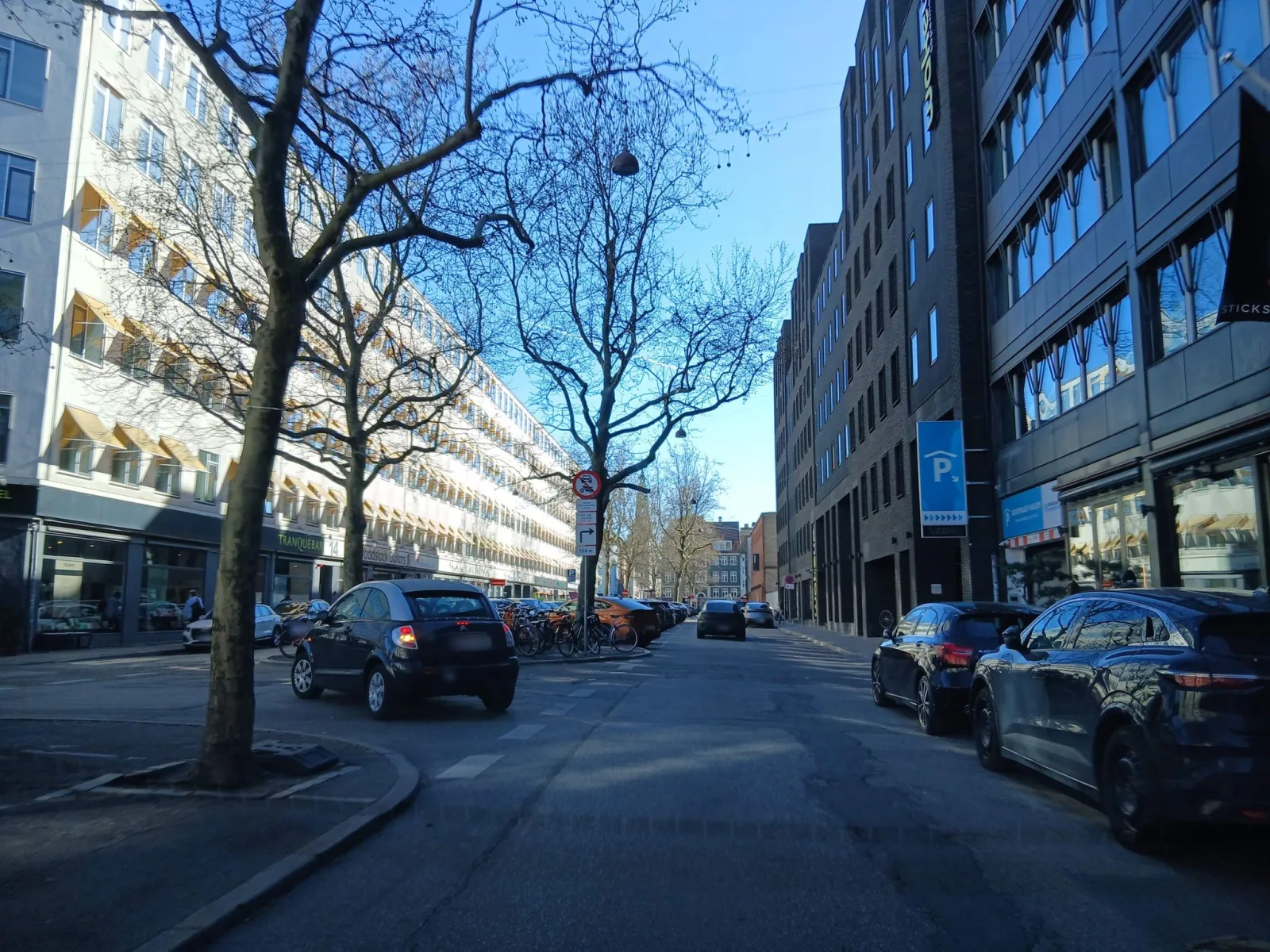 Mapillary-foto nær Gasoline Grill