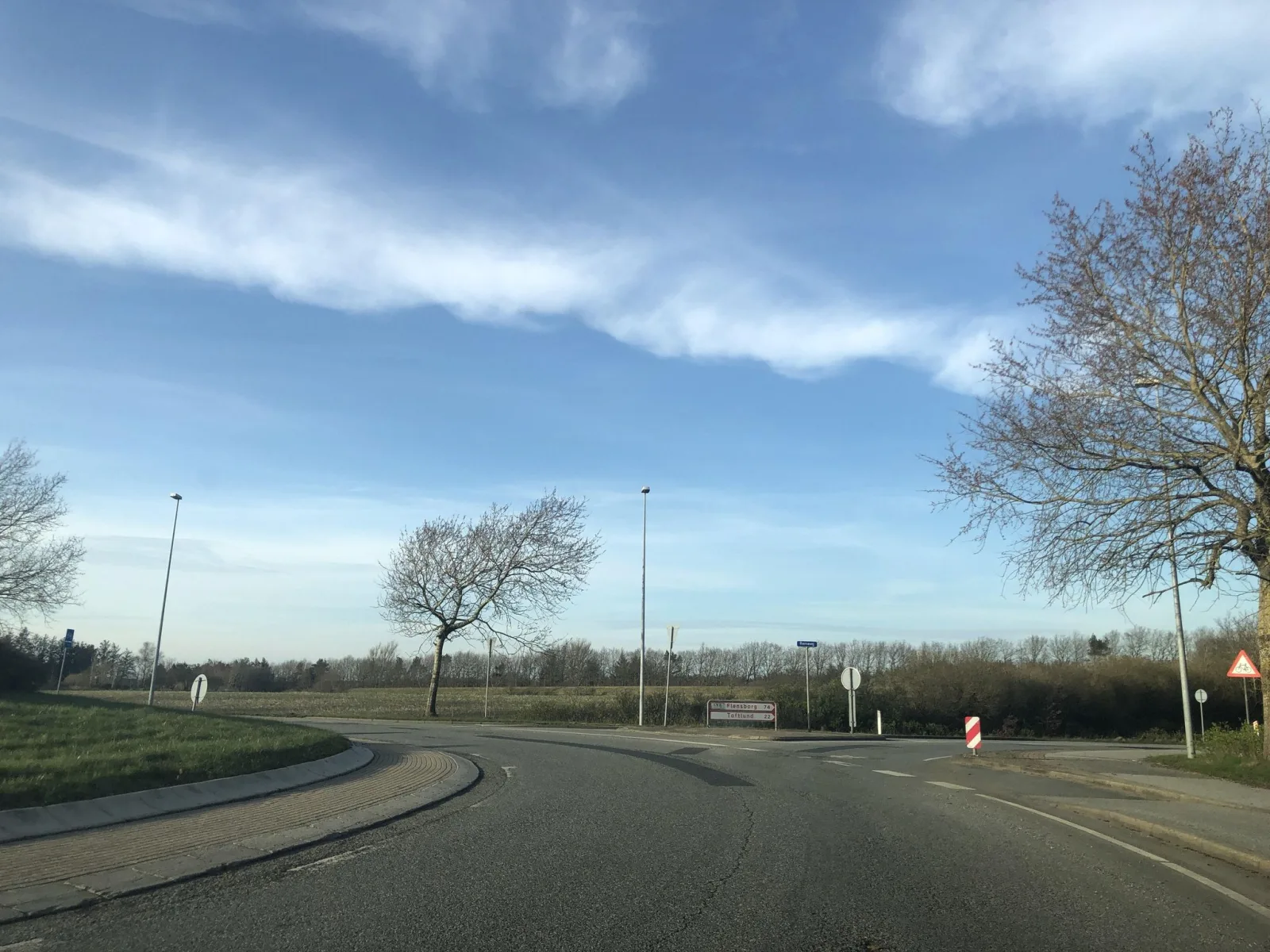 Mapillary-foto nær Perlen Grill