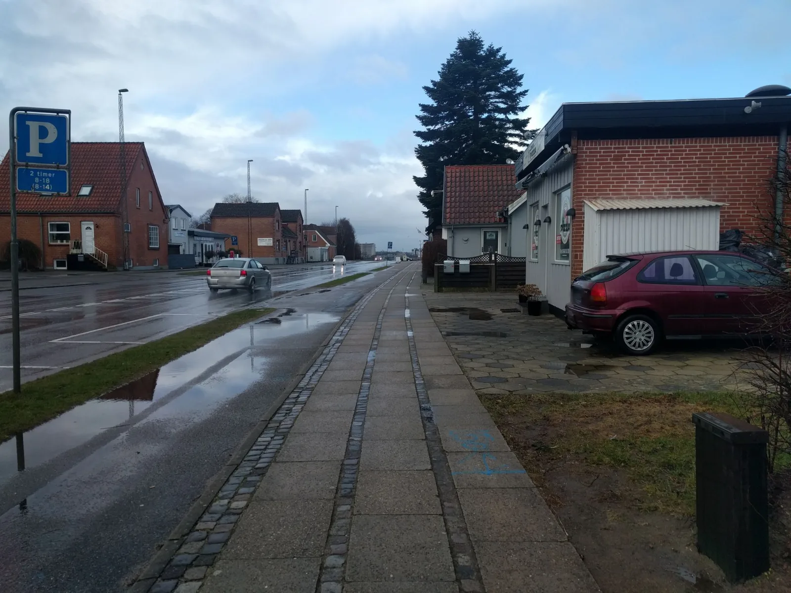 Mapillary-foto nær Overlund Pizza