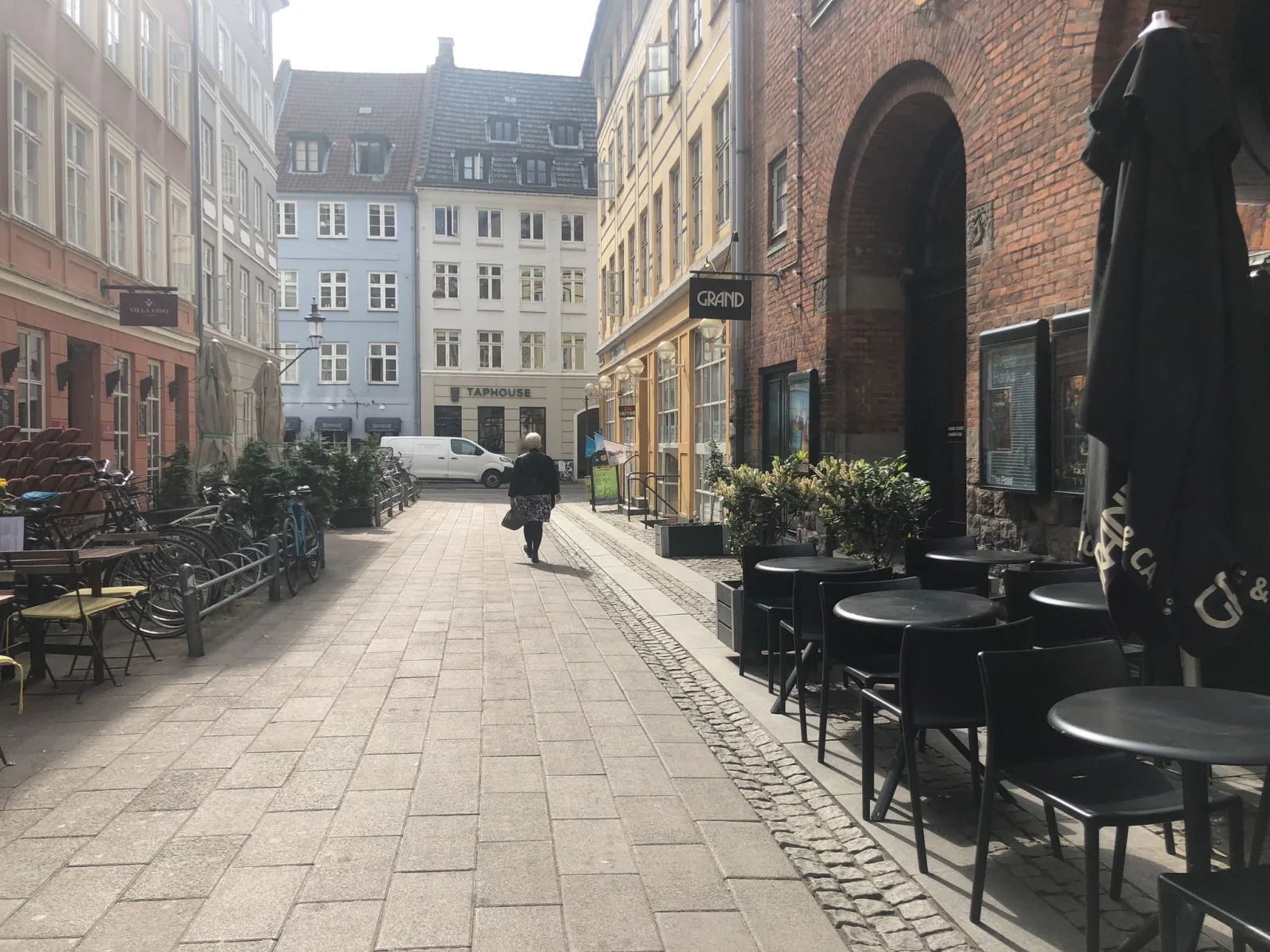 Mapillary-foto nær Grand Teatret Cafe