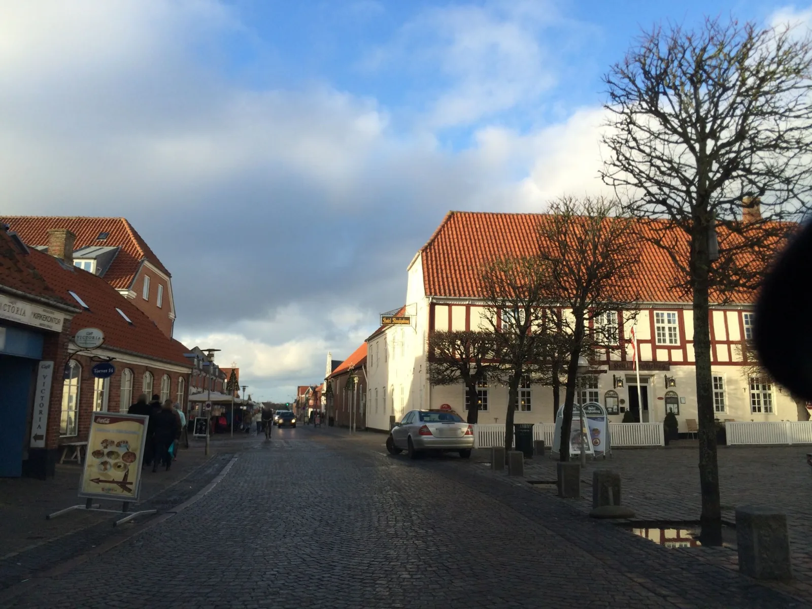 Mapillary-foto nær peach pit