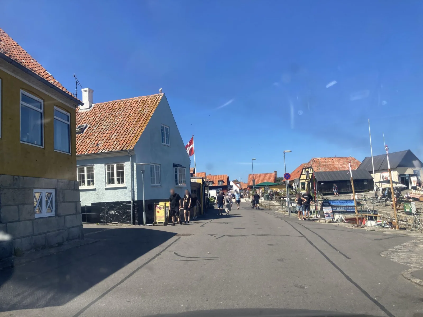 Mapillary-Foto in der Nähe von Gudhjem is