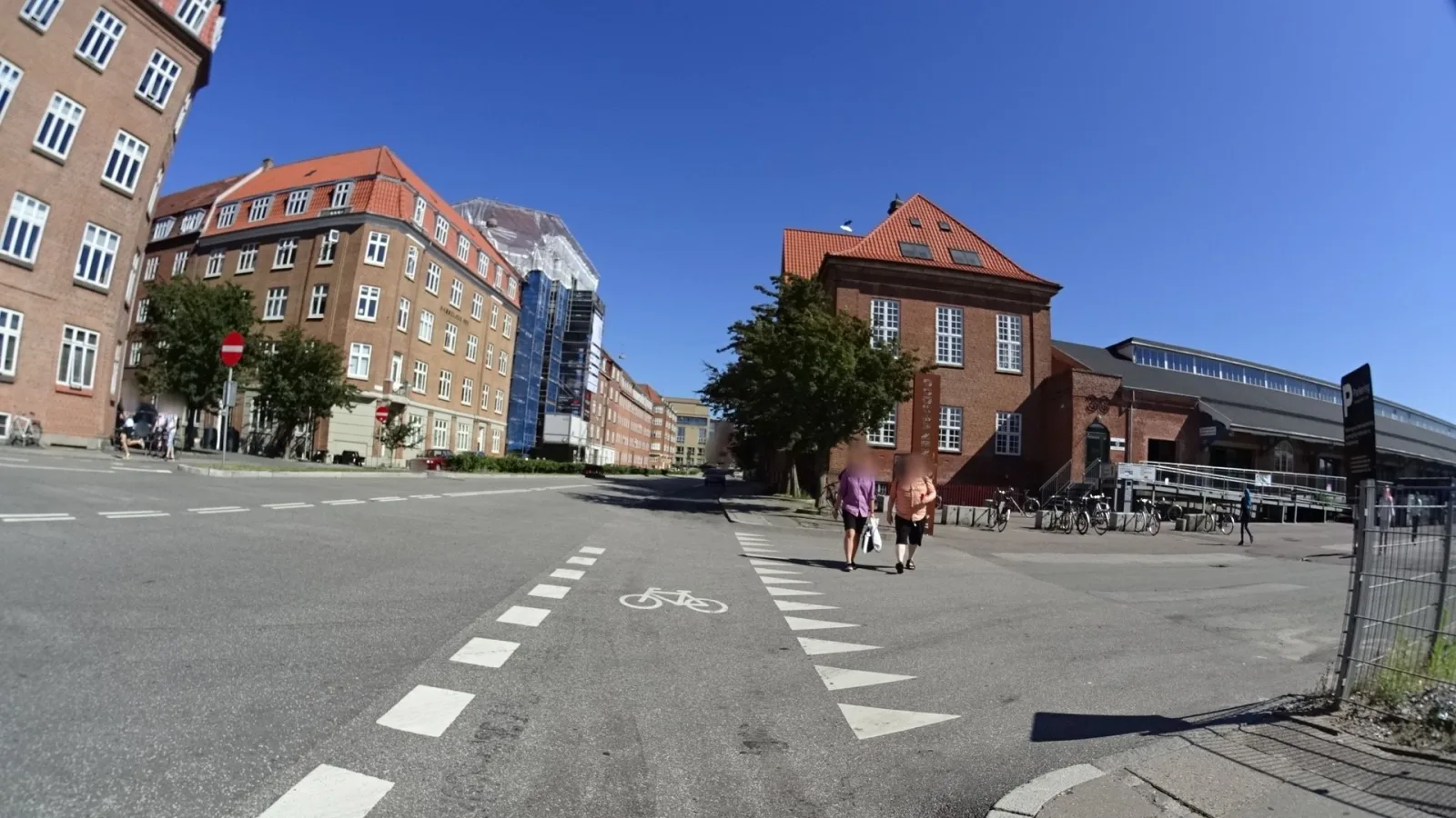 Mapillary-Foto in der Nähe von Pizza Boys Æggepakkeriet