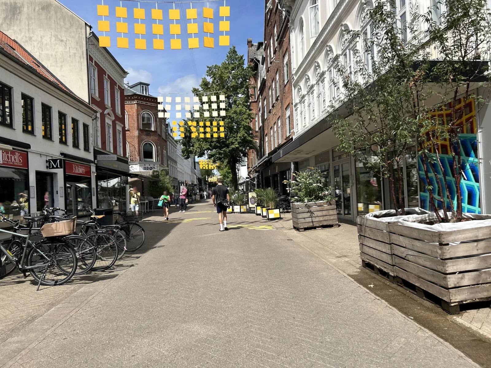 Mapillary-foto nær Restaurant Værdsat