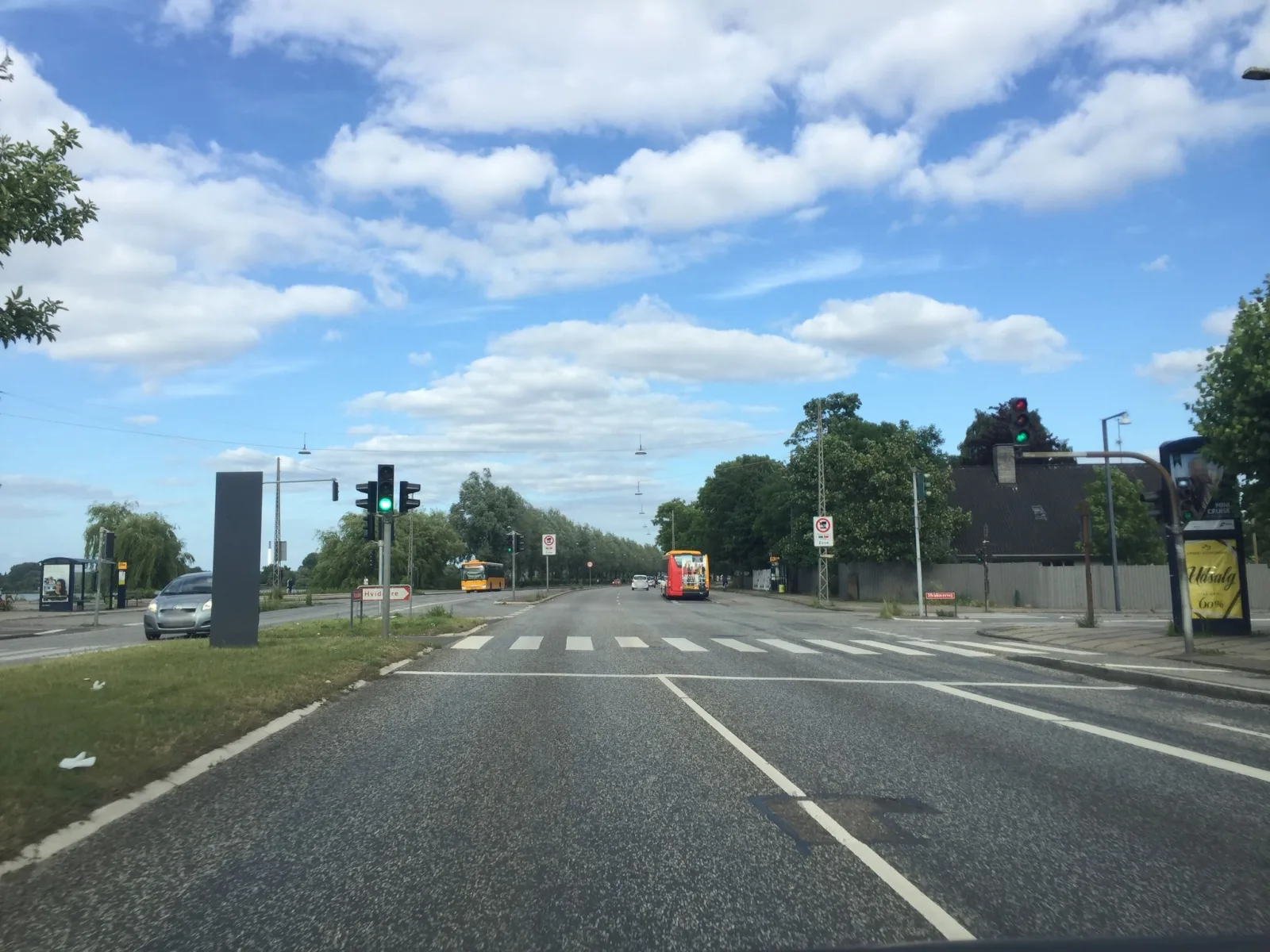 Mapillary-foto nær Helges Pølser
